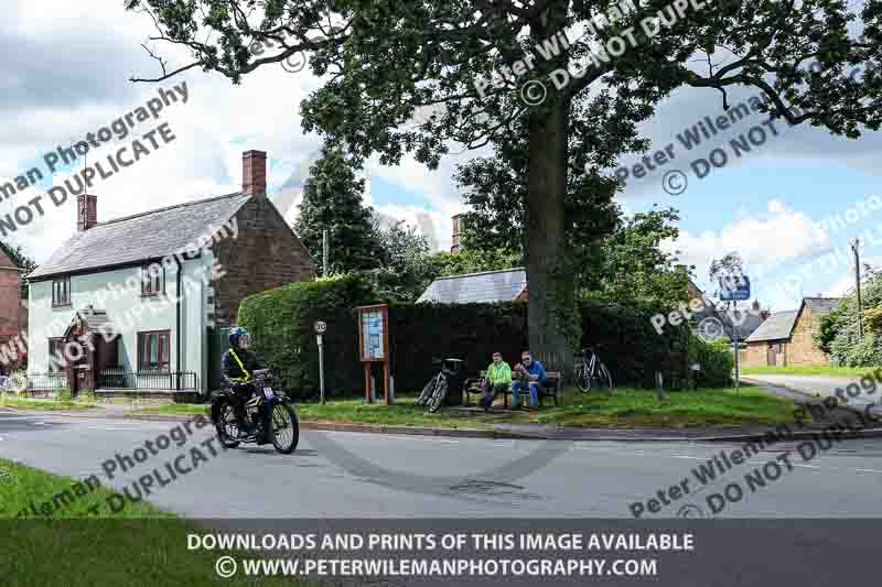 Vintage motorcycle club;eventdigitalimages;no limits trackdays;peter wileman photography;vintage motocycles;vmcc banbury run photographs